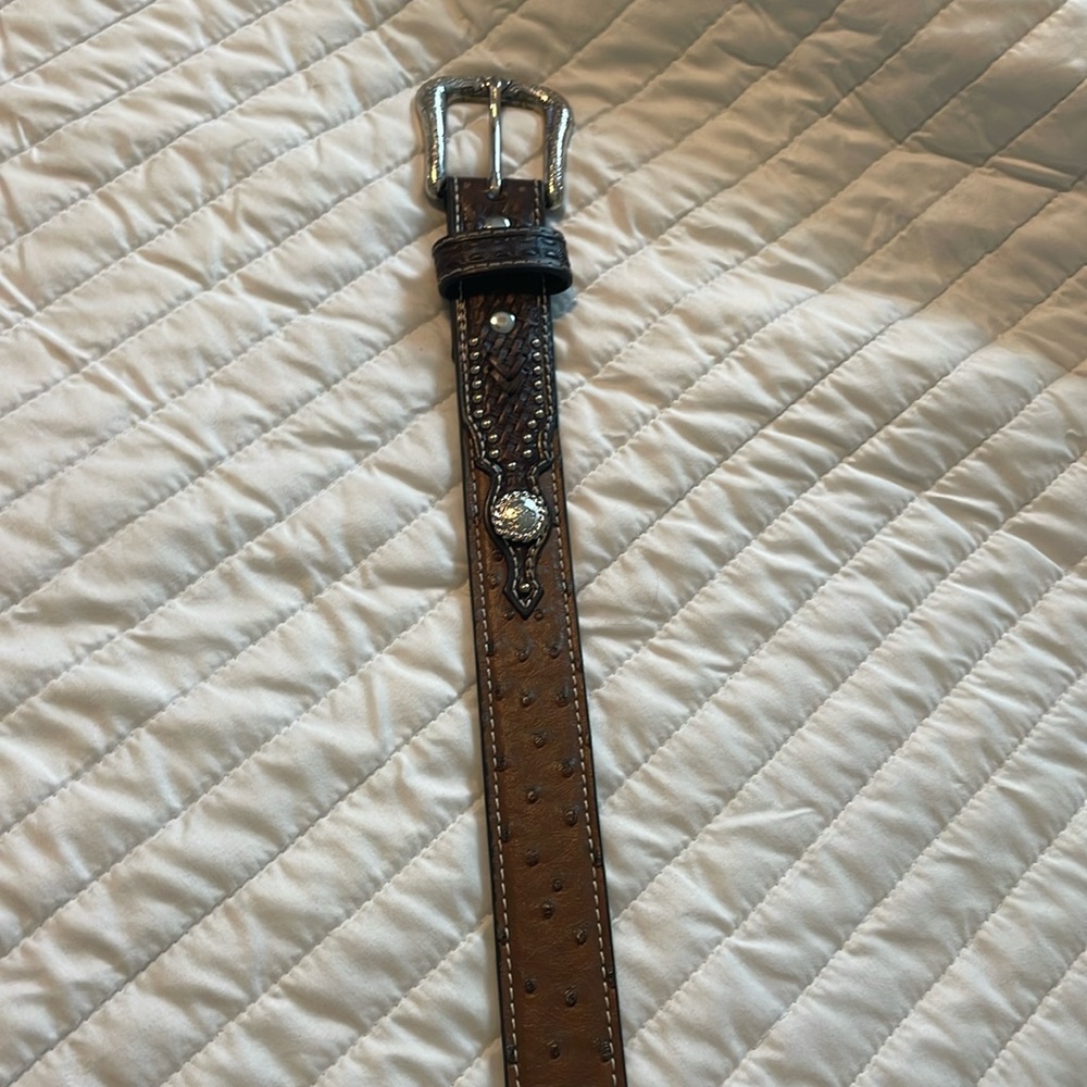 Boys Nocona western belt. Size 28. Like new. Ostrich print.